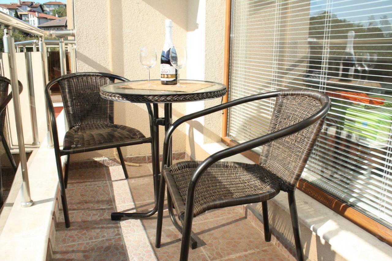Fantasy Apartments Saint Constantine And Helena Resort Saints Constantine and Helena Екстер'єр фото