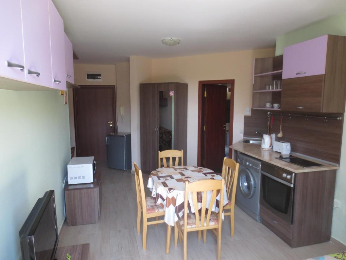 Fantasy Apartments Saint Constantine And Helena Resort Saints Constantine and Helena Екстер'єр фото
