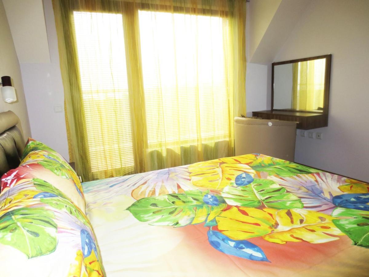 Fantasy Apartments Saint Constantine And Helena Resort Saints Constantine and Helena Екстер'єр фото