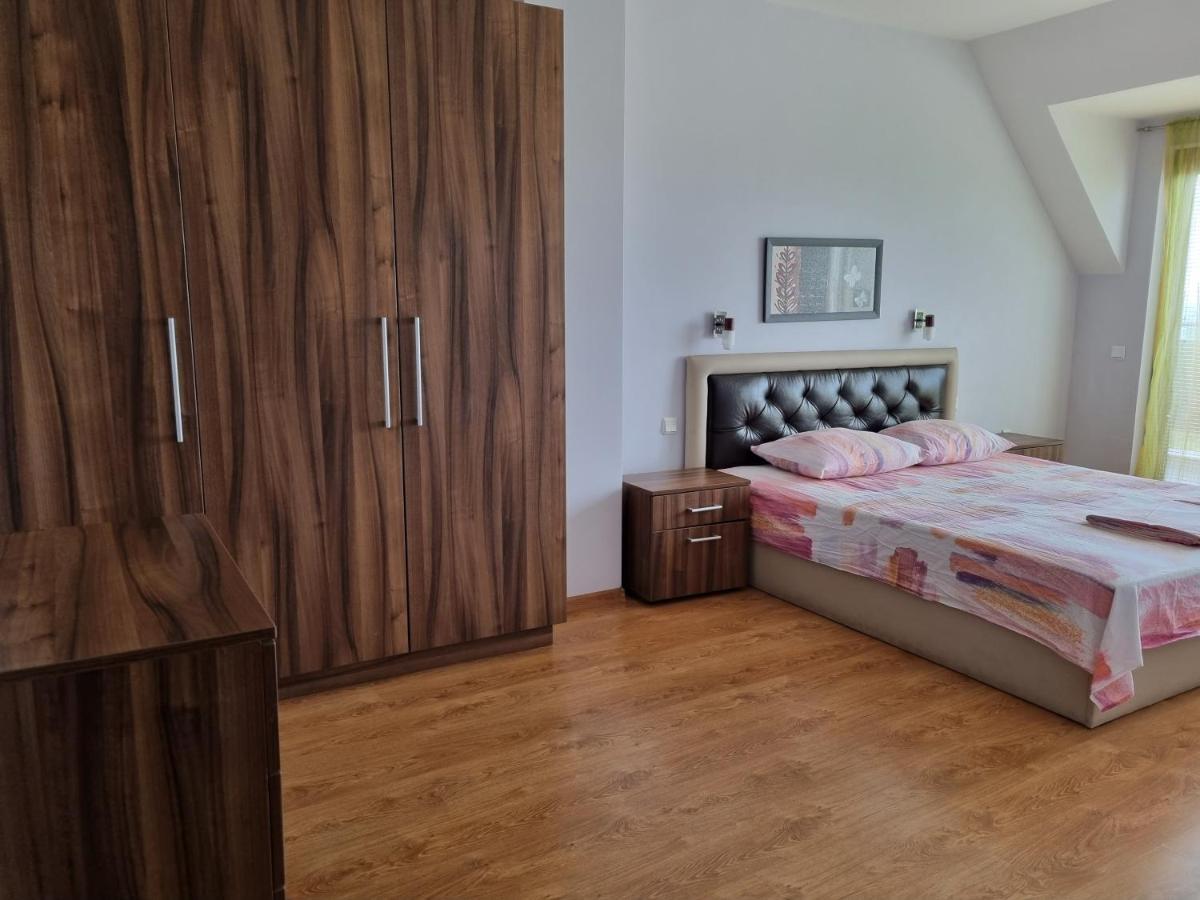 Fantasy Apartments Saint Constantine And Helena Resort Saints Constantine and Helena Екстер'єр фото
